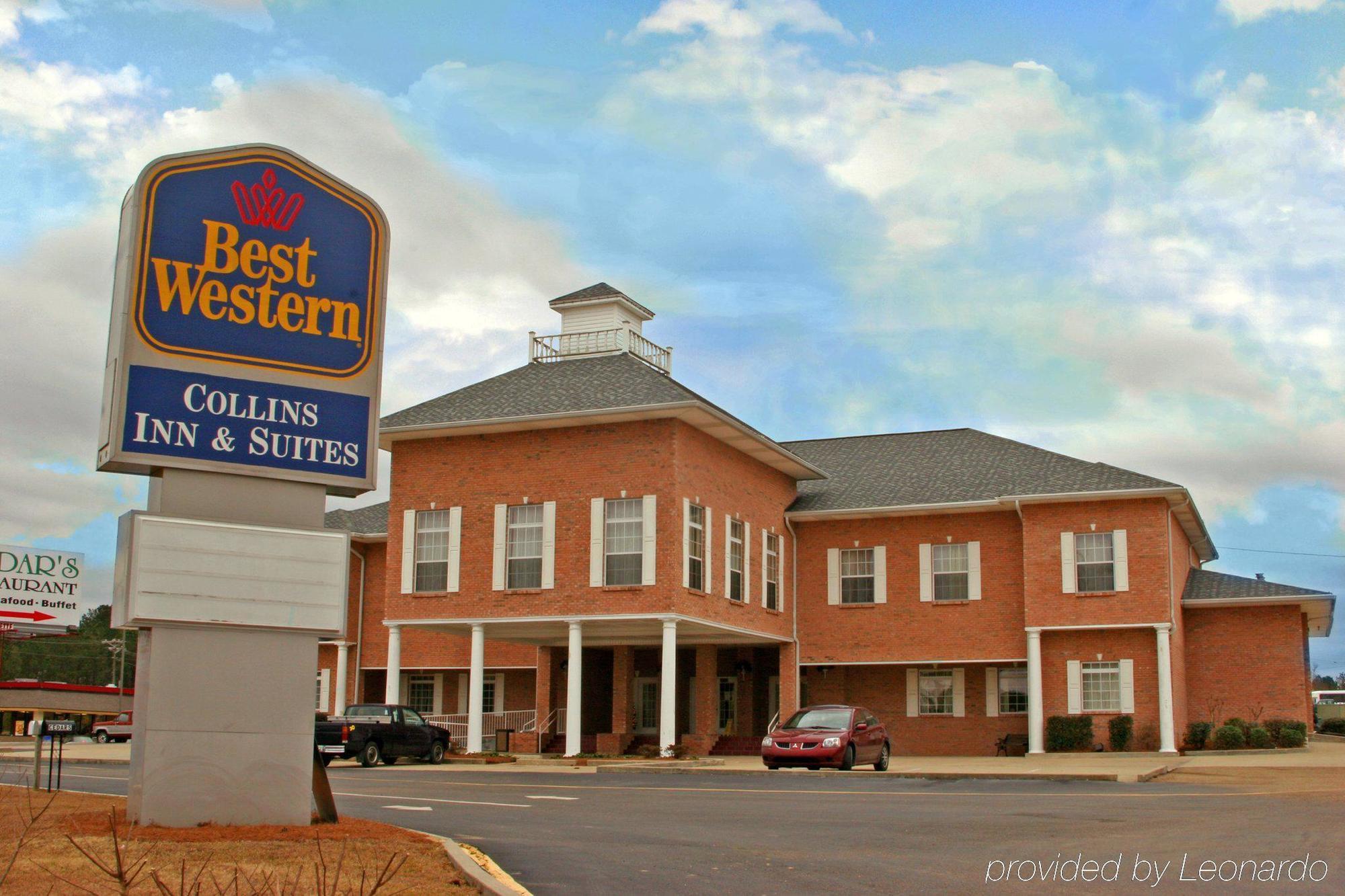Collins Inn & Suites Exterior photo